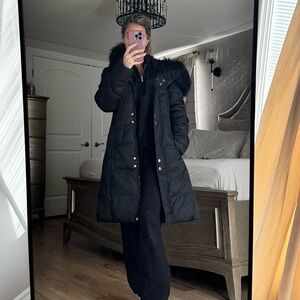 Via Spiga Black Puffer Coat with Fur Trim